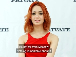 Gadis cantik, Audisi film, Rambut merah