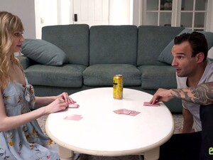 Lustful Teen Mackenzie Moss Gets Intimate With Her Experienced Stepbrother