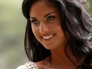 Sexy Brunette Michelle Wittenberg Has An Outdoor Photosession