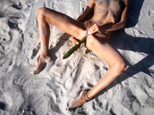Strand, Nudistin