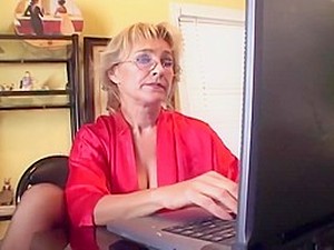 Amateur Mate Call On Diner Boy And Fuck Him - Lostfucker