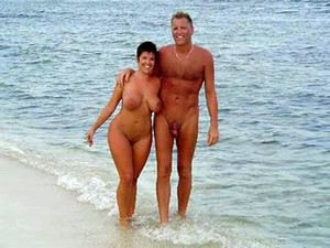 Dilettanti, Spiaggia, Nudiste